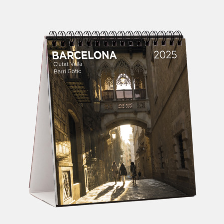 Calendario 2025 Barcelona (Ciutat Vella). Pasea por Barcelona a través de estas doce espectaculares imágenes y descubre una de las ciudades más cosmopolitas y vibrantes del Mediterráneo.
