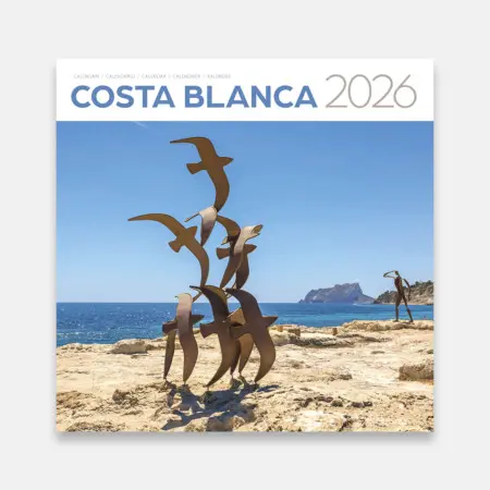 Calendrier 2026 Costa Blanca (Moraira). Des paysages d'une beauté extraordinaire parsemés de villages qui semblent conçus pour être photographiés. La Costa Blanca est sans aucun doute un territoire privilégié que nous voulons vous faire découvrir à travers de notre sélection d'images.